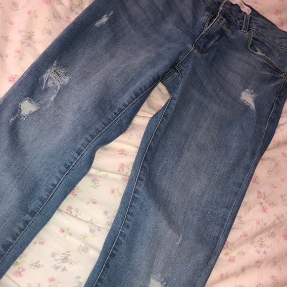 ZARA skinny jeans - kids size but fit a size 0-1 - Picture 2 of 3